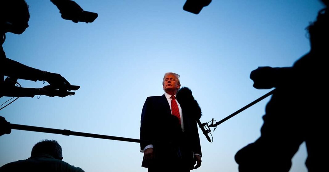 Global Markets Slump After Tariff Threats Over Greenland