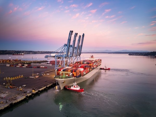 Port Tracker report expects annual retail import cargo declines until the spring 