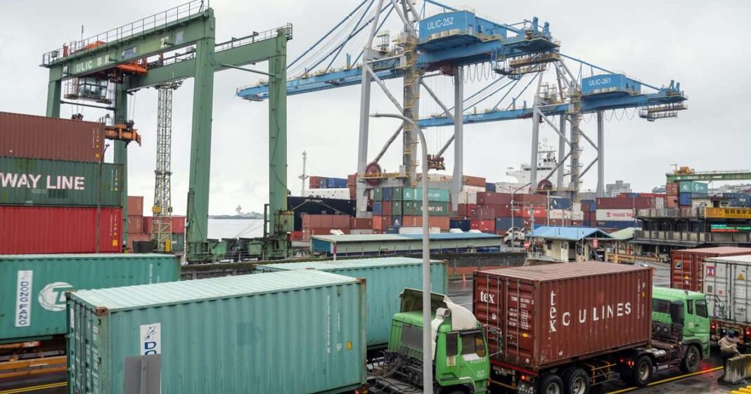 Taiwan Trade Pact Pledges $500 Billion for US Chipmaking