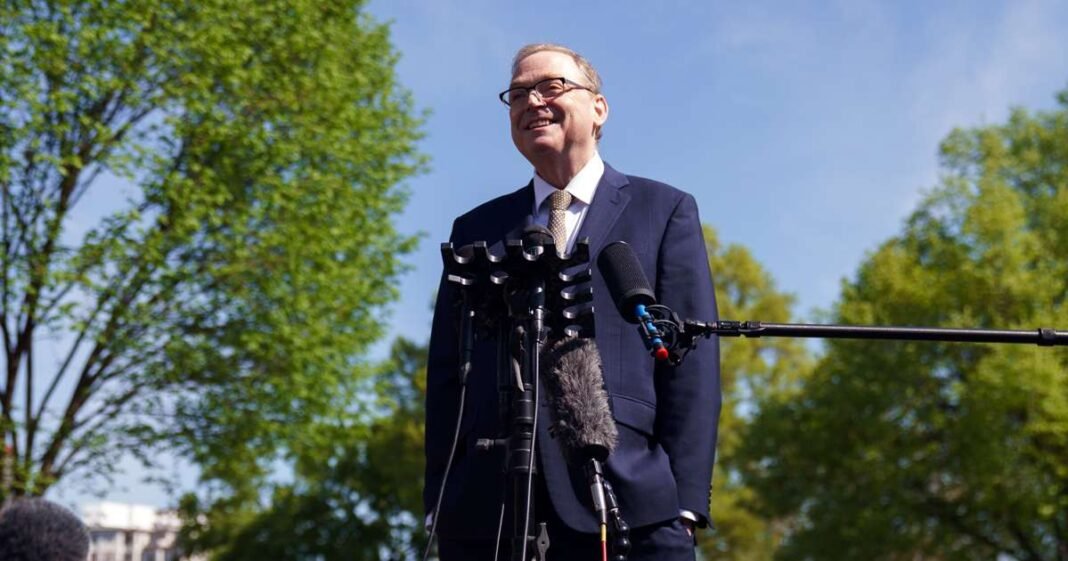 Trump Casts Doubt on Hassett as Next Fed Chair
