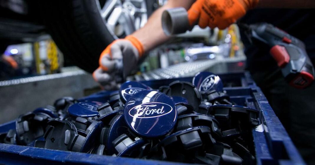 Ford Outlook Improves as Tariff Bill Weighs on 2025 Results