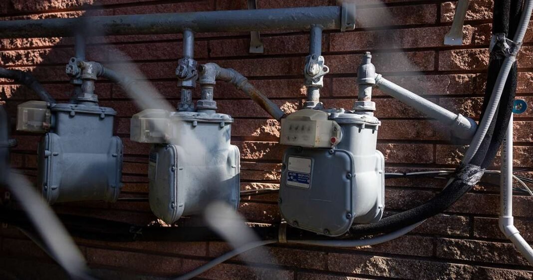 Natural Gas Futures Cool on Warmer Outlook