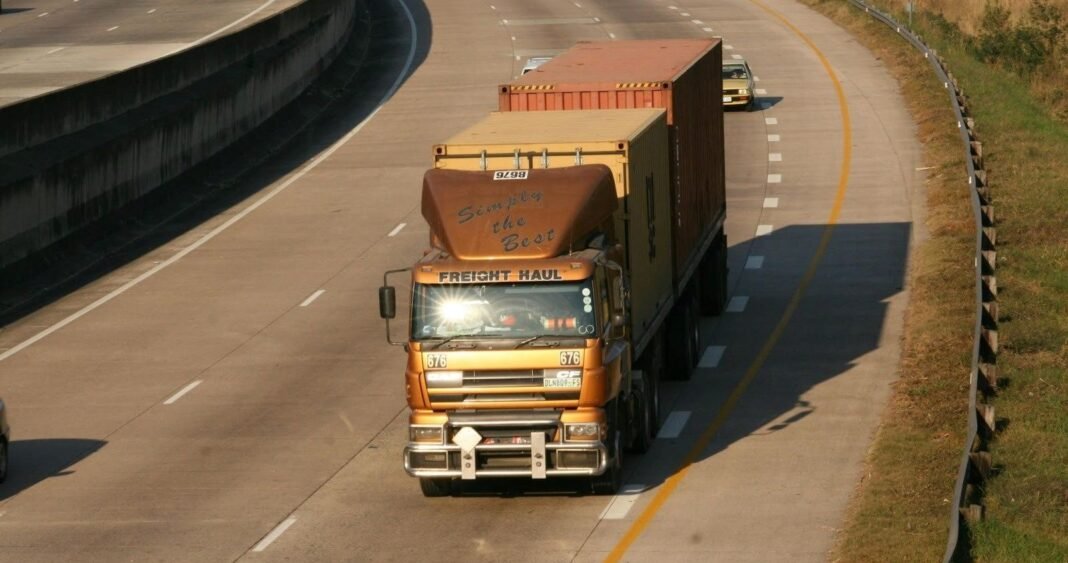 Uncertain future for HGVs as UK plans to ban diesel on 2035