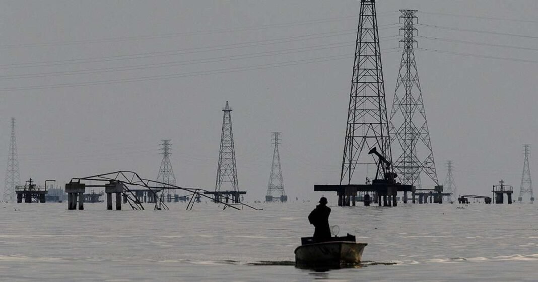 Venezuela’s Oil Output Can Grow 30%-40% This Year, US Says