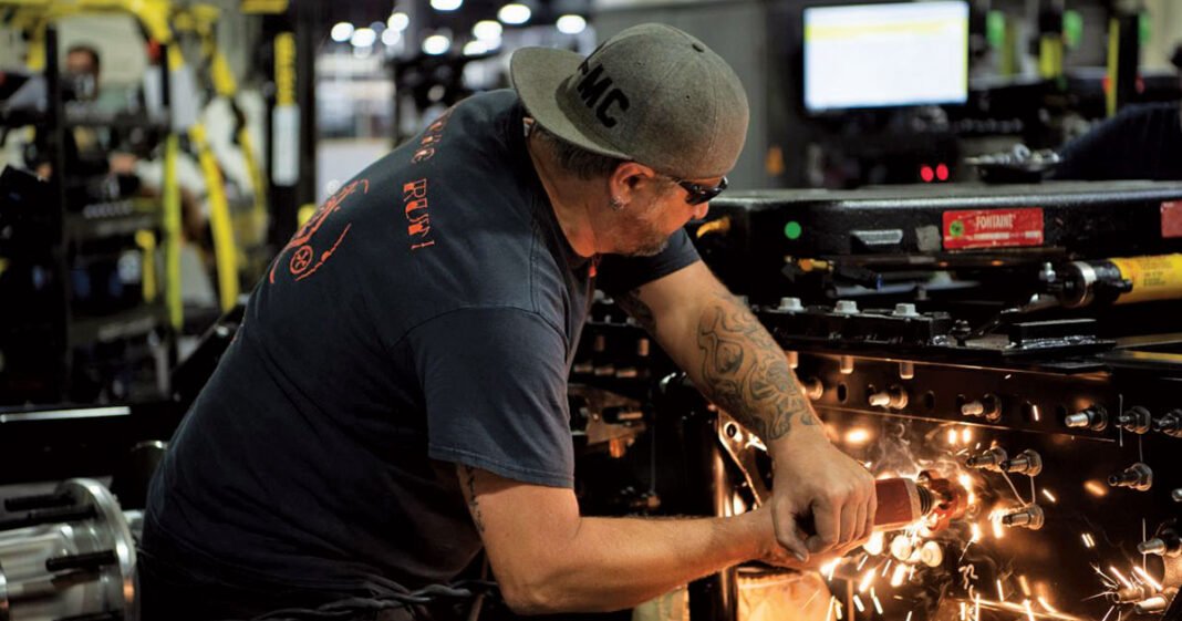 February Class 8 Orders Surge 156% From Prior Year