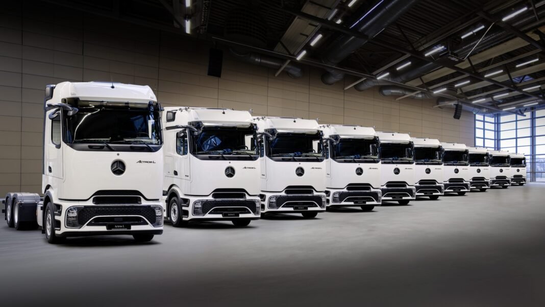 Girteka orders 500 Mercedes-Benz Actros L ProCabin tractors
