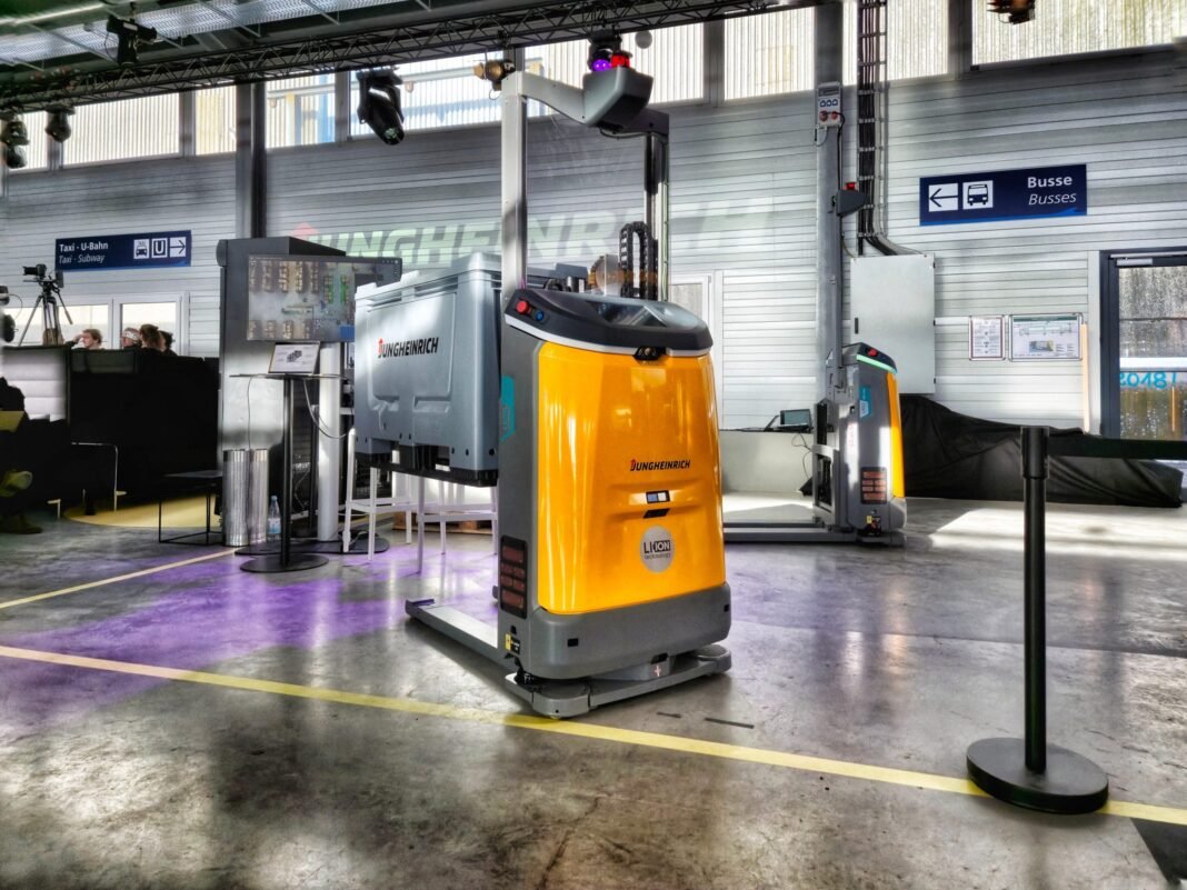 Jungheinrich launches FalcOn, EAC 212a and ETV 4i reach truck
