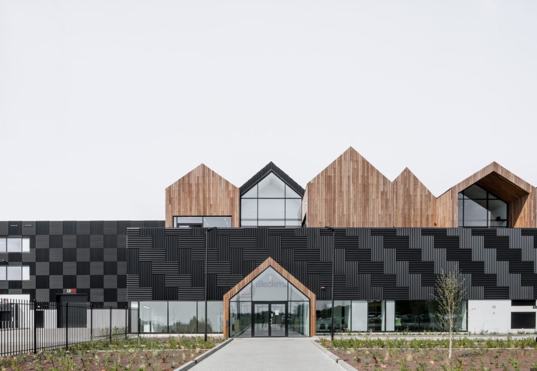 Bleckmann extends rental contract with Heylen in Almelo
