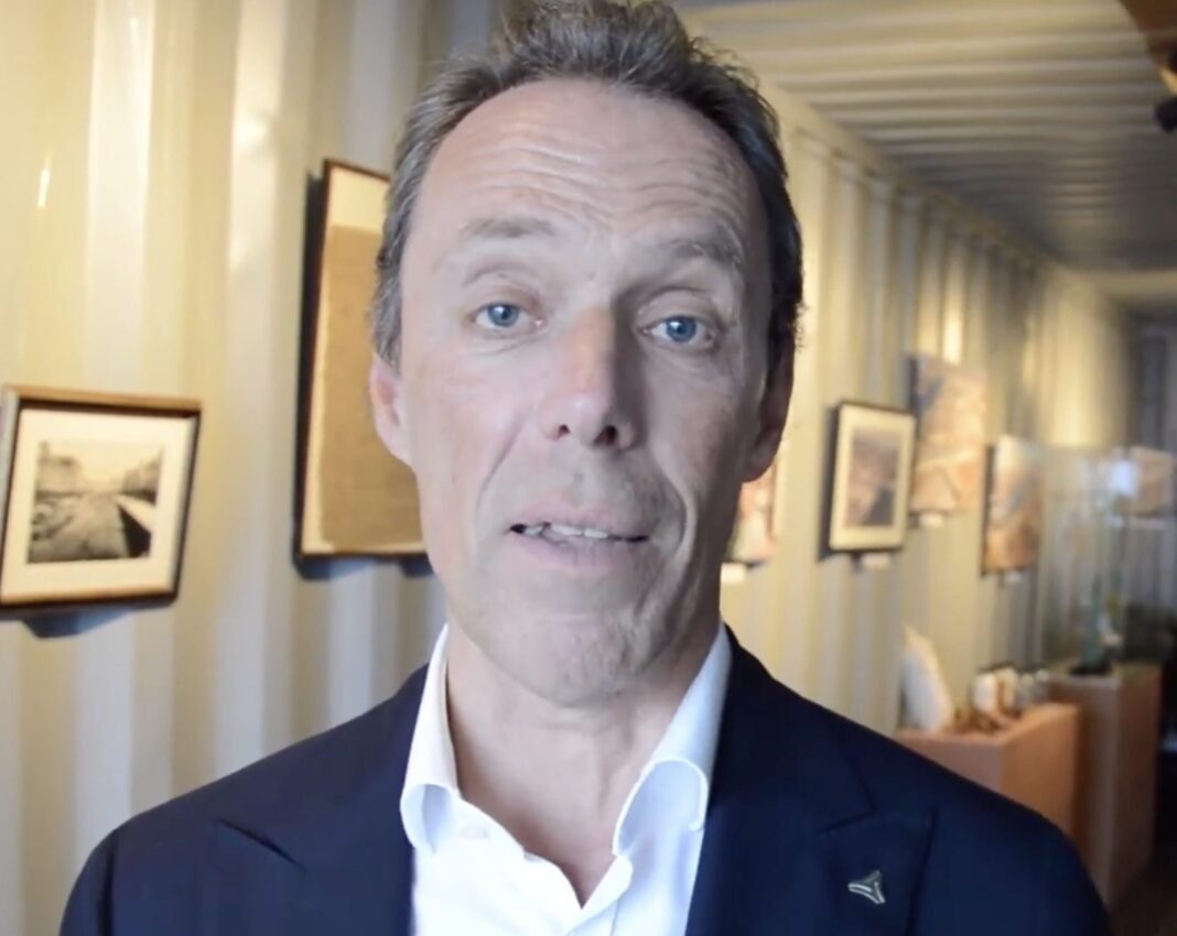 Jacques Vandermeiren steps down as CEO of Port of Antwerp-Bruges
