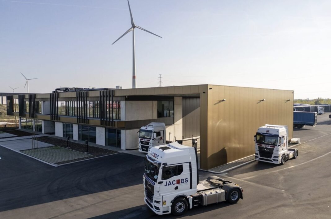 Transport Jacobs is the Transporter of the Year 2026!
