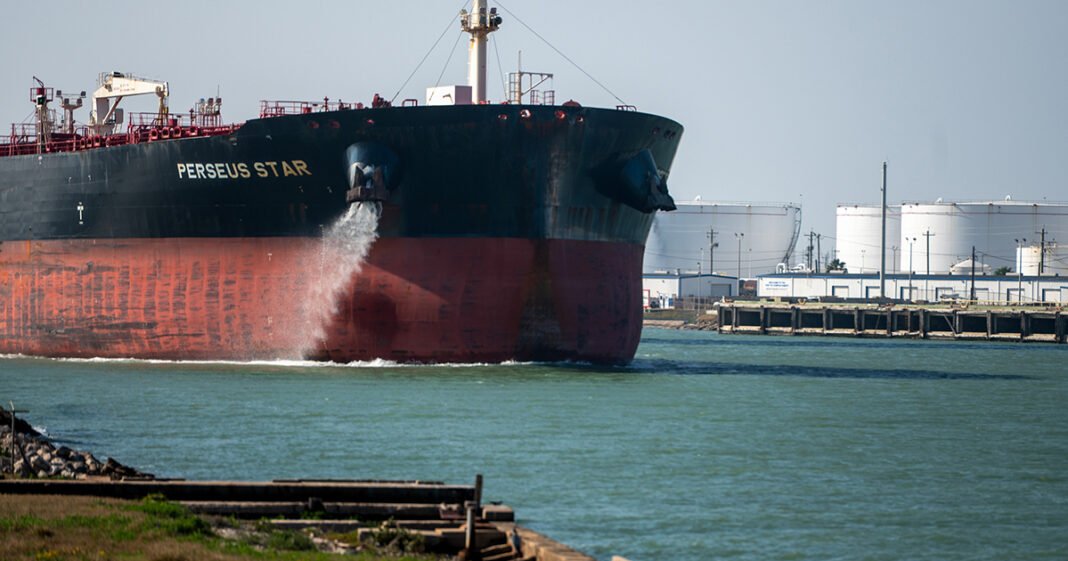 US Doubles Hormuz Reinsurance Guarantees to $40 Billion