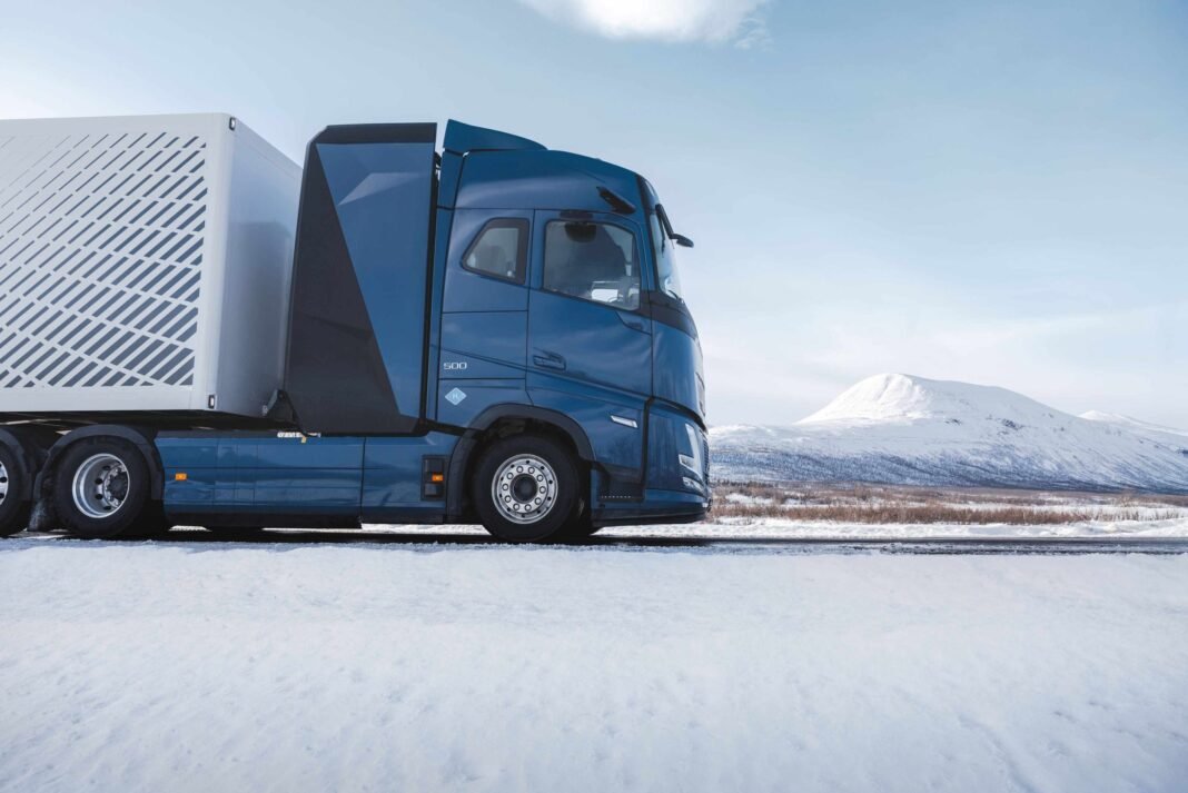 Volvo Trucks confirms arrival of hydrogen truck before 2030
