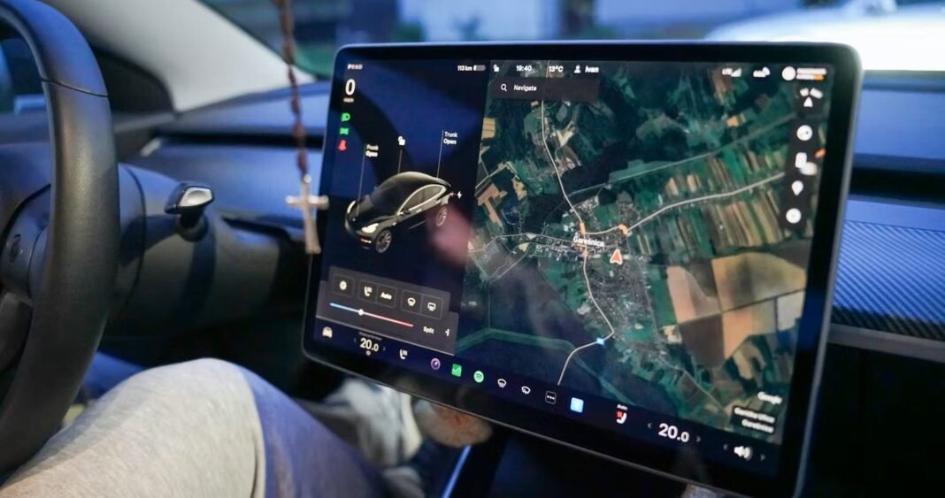 Many drivers think touchscreen dashboards are a safety issue